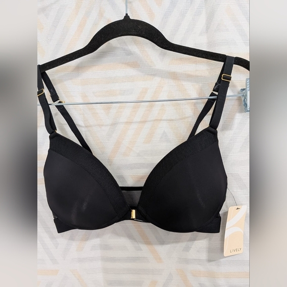 Lively The Front Close No-Wire Bra in BLACK 34C - Picture 1 of 7